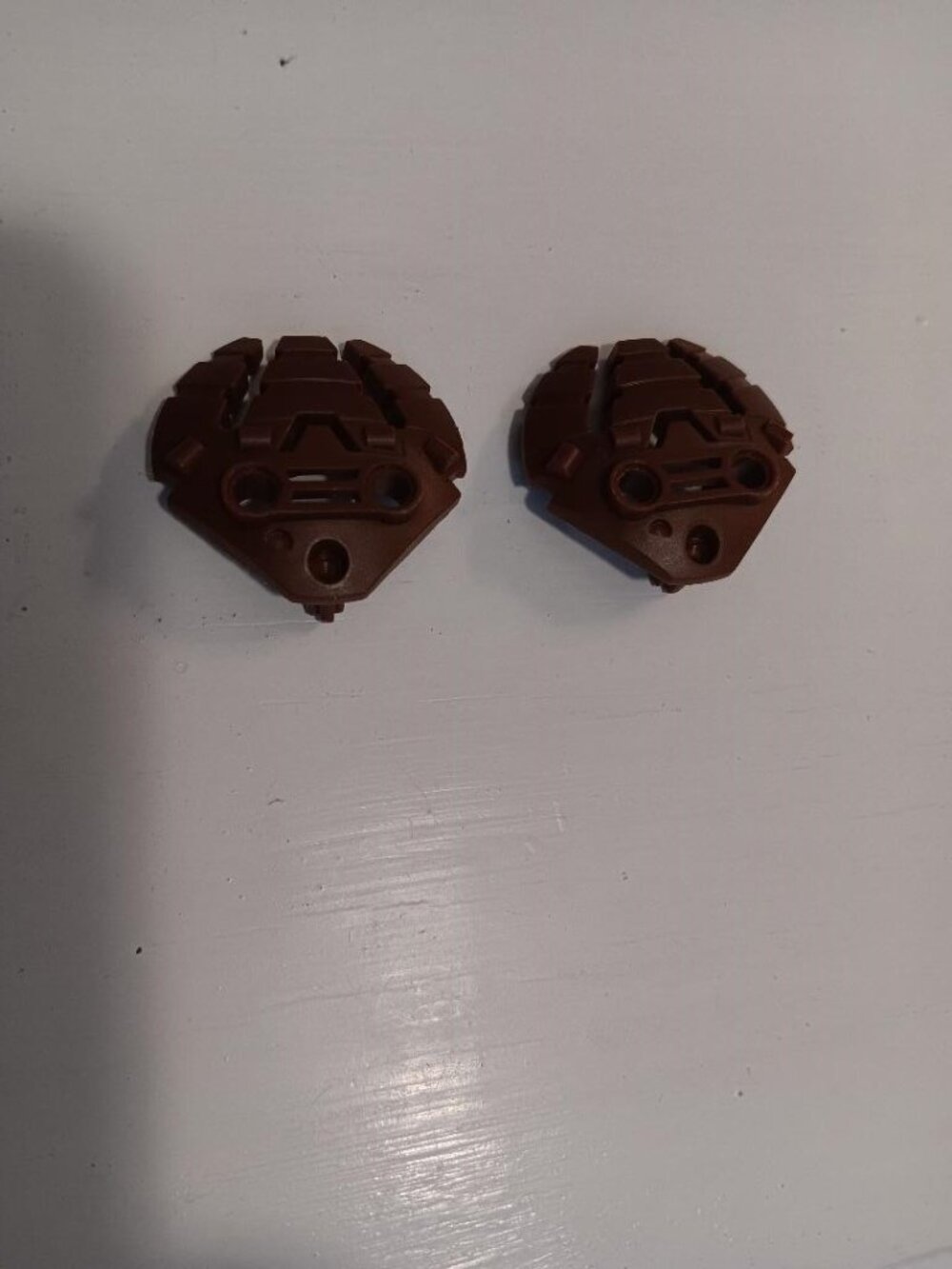2 Pcs Lego Bionicle Bohrot Shield in Brown w Triple Blasters Replacement Parts #